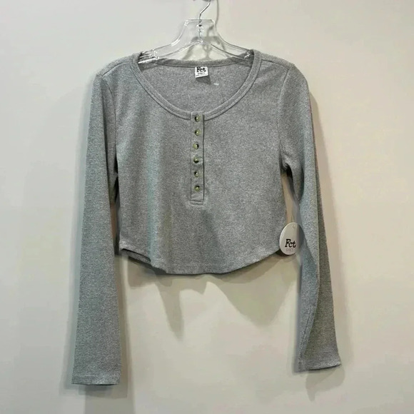 Fct Basics Juniors Long Sleeve Cropped Ribbed Henley Crewneck Size L NWT - Picture 1 of 9